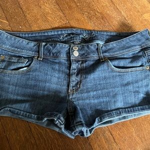 American eagle Jean shorts